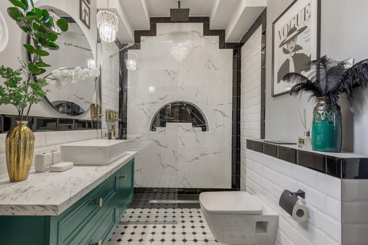 Holt - The Great Gatsby Villa Bukarest Exteriör bild