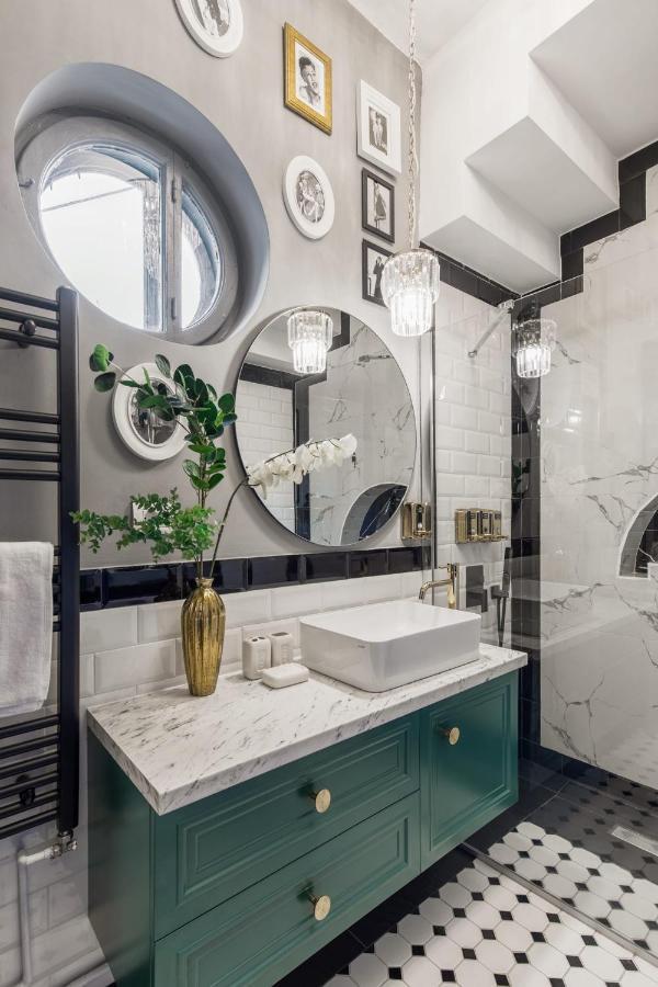 Holt - The Great Gatsby Villa Bukarest Exteriör bild